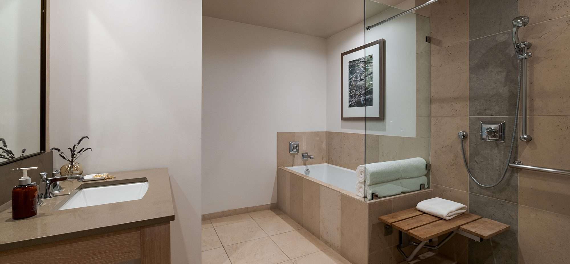 Vineyard Oak Suite Bathroom ADA